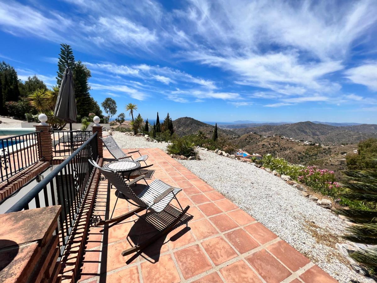 Casa Delfin! Large With Private Pool & Mountain Views